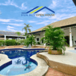 4-bedroom Hua Hin villa for sale with guest house and free-form pool