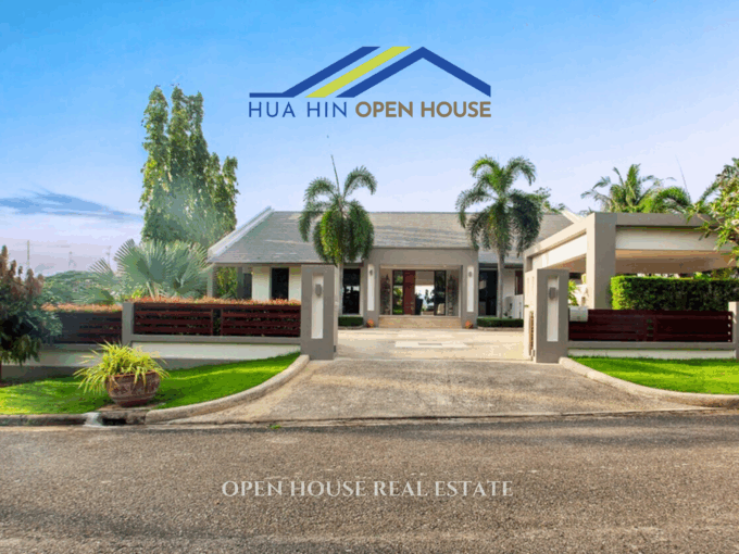 Hua Hin 5-bedroom golf course villa with infinity pool at Palm Hills