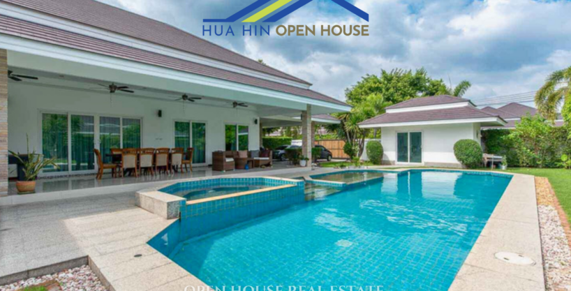 Front view of 6-bedroom pool villa at Palm Villas Hua Hin