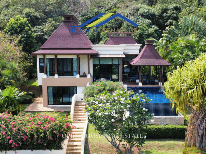 Sea view Balinese pool villa in Panorama Khao Tao, Hua Hin