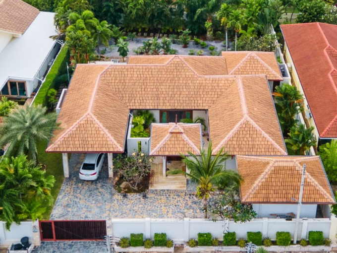 Khao Kalok Beach, Pranburi