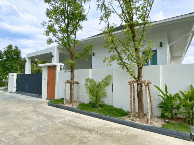 Modern pool villa Hua Hin