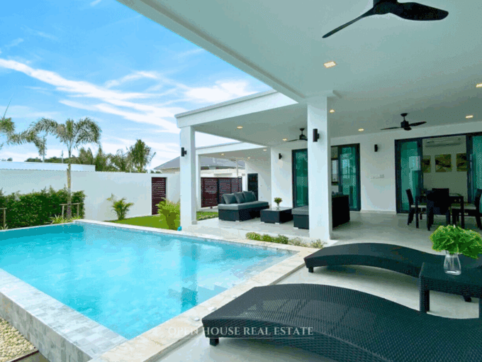 Long-term living Hua Hin villa
